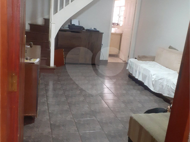 Sobrado à venda com 2 quartos em Santana, São Paulo, SP