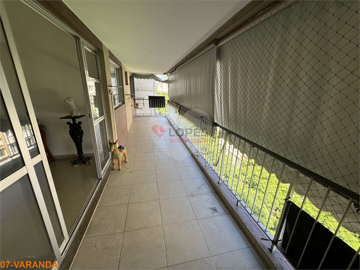 Apartamento à venda com 4 quartos, sendo 1 suíte, em Tijuca, Rio de Janeiro, RJ