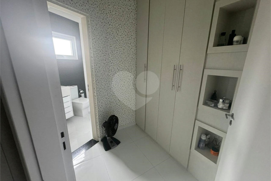 Sobrado à venda com 5 quartos, sendo 3 suítes, em Tucuruvi, São Paulo, SP