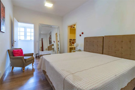 Casa à venda com 7 quartos, sendo 5 suítes, em Morumbi, São Paulo, SP