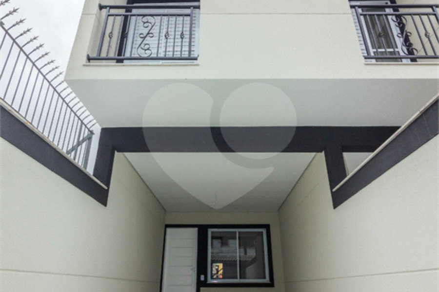 Sobrado à venda com 3 suítes em Tremembé, São Paulo, SP