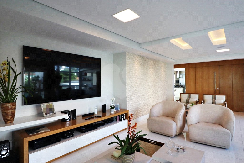 Apartamento à venda com 4 suítes em Santana, São Paulo, SP