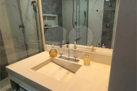Apartamento à venda com 2 suítes em Mooca, São Paulo, SP
