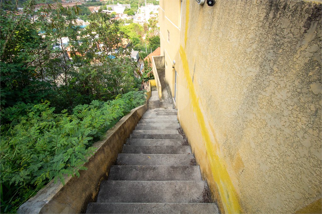 Sobrado à venda com 2 quartos, sendo 1 suíte, em Jardim Boa Vista, São Roque, SP