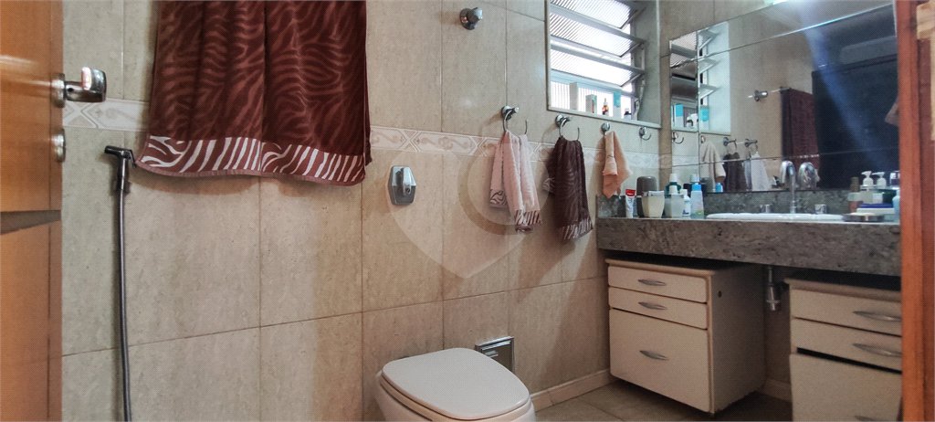 Apartamento à venda com 3 quartos, sendo 1 suíte, em Vila Isabel, Rio de Janeiro, RJ