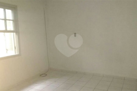 Sobrado à venda com 3 quartos, sendo 1 suíte,  em Vila Firmiano Pinto, São Paulo, SP