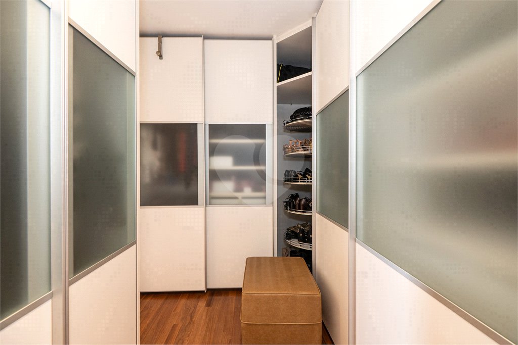Apartamento à venda com 3 suítes em Sumarezinho, São Paulo, SP