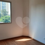 Apartamento à venda com 3 quartos, sendo 1 suíte, em Jardim Marajoara, São Paulo, SP