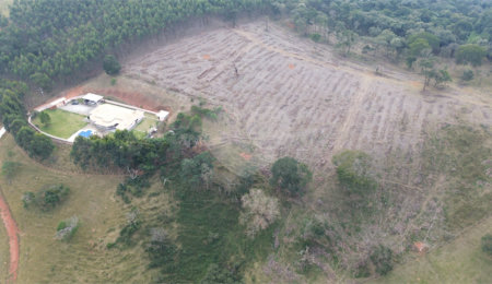 Casa à venda com 4 suítes no Centro, Extrema, MG