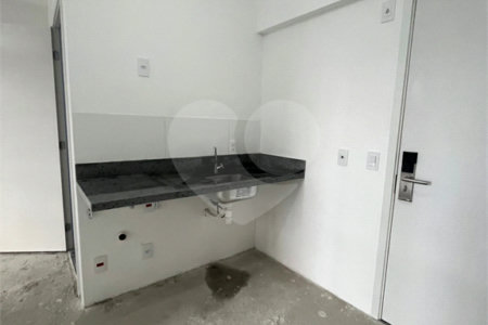 Apartamento à venda com 1 quarto em Sumarezinho, São Paulo, SP