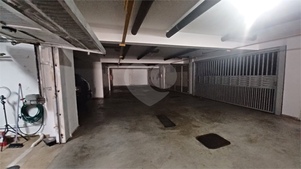 Casa à venda com 3 quartos, sendo 1 suíte, no condomínio Santanna, São Paulo - SP