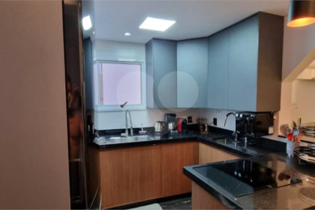 Apartamento à venda com 2 suítes em Pinheiros, São Paulo, SP