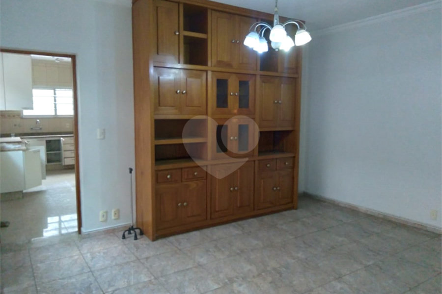 Sobrado à venda com 4 quartos, sendo 1 suíte, em Santana, São Paulo, SP