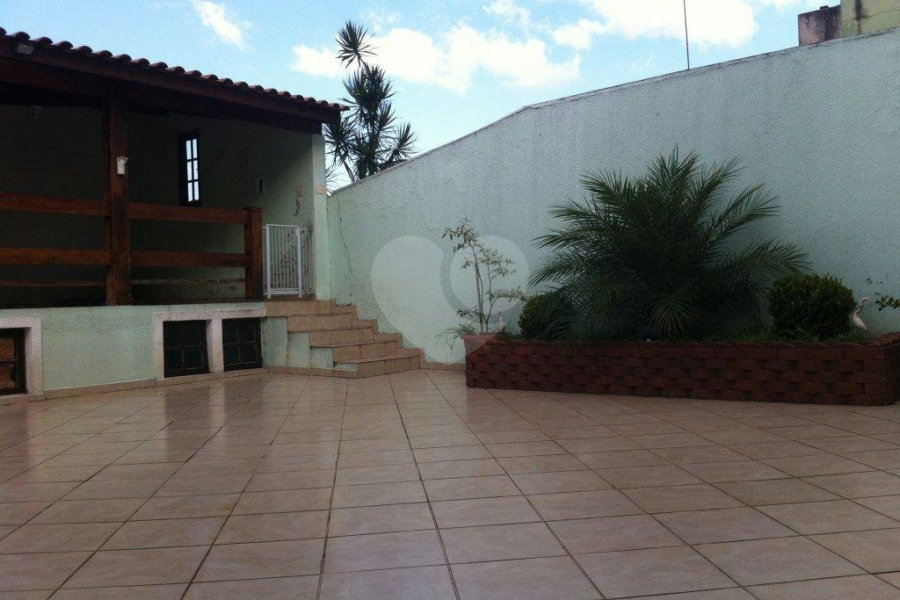 Sobrado à venda com 3 quartos, sendo 1 suíte, em Vila Guilherme, São Paulo, SP