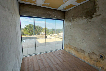 Casa à venda com 3 quartos, sendo 1 suíte, no condomínio Residencial Fazenda Alta Vista, Salto de Pirapora - SP