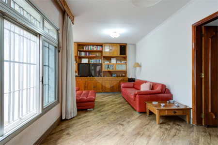Casa à venda com 3 quartos, sendo 1 suíte, em Santo Amaro, São Paulo, SP