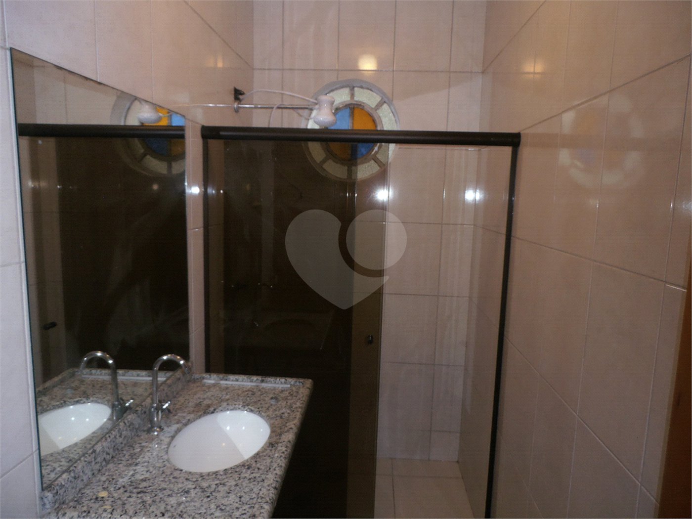 Sobrado à venda ou para alugar com 4 quartos, sendo 1 suíte, em Vila Butantã, São Paulo, SP
