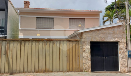 Casa à venda com 5 quartos, sendo 2 suítes,  no Centro, São Carlos, SP