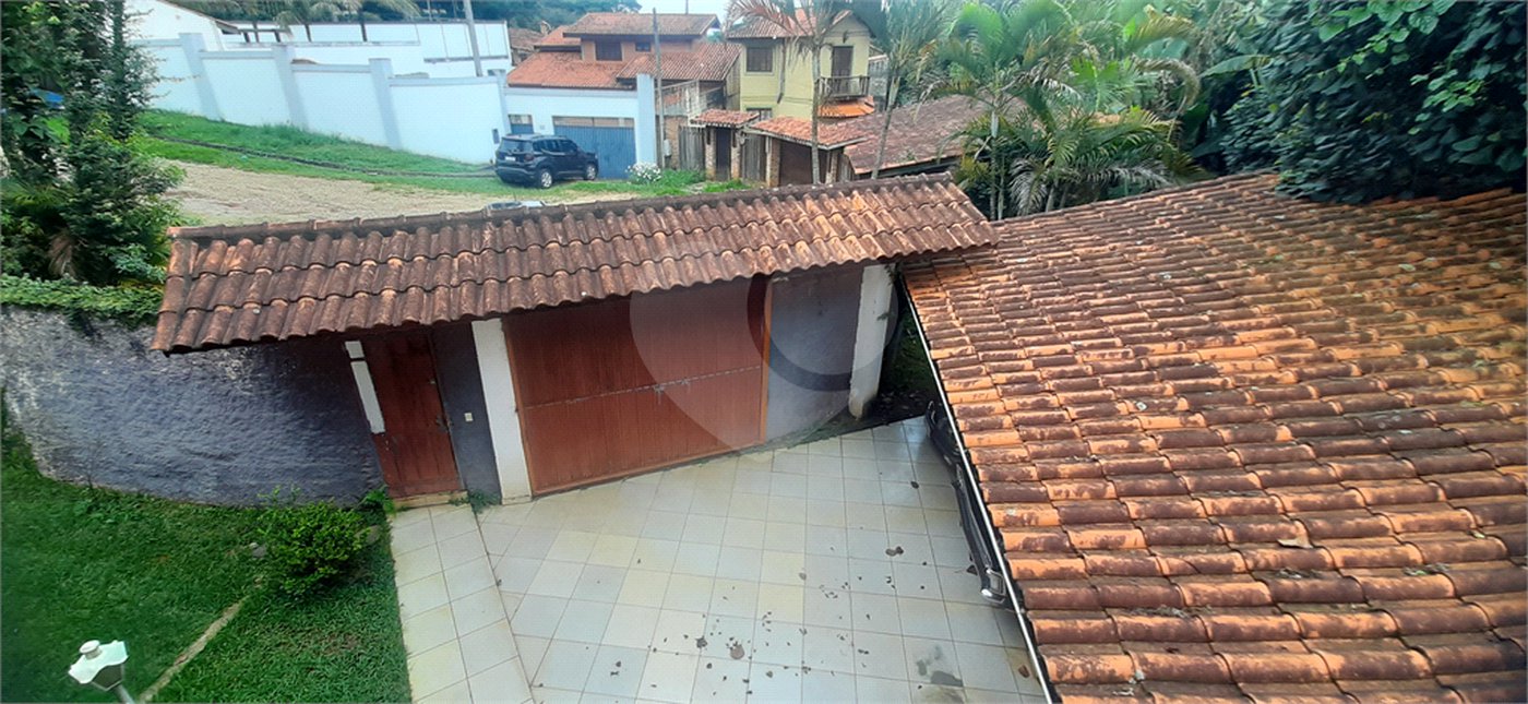 Casa à venda com 3 suítes no condomínio Chacarás Bela Vista, Mairiporã - SP