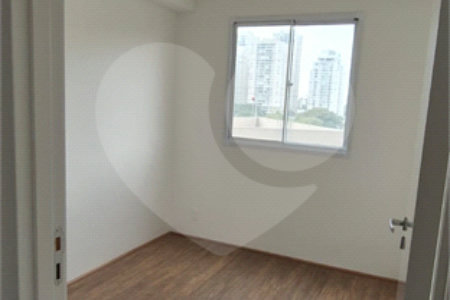 Apartamento à venda com 2 quartos em Parque Industrial Tomas Edson, São Paulo, SP