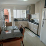 Casa à venda com 2 quartos, sendo 1 suíte, no condomínio Residencial Karen, São Paulo - SP