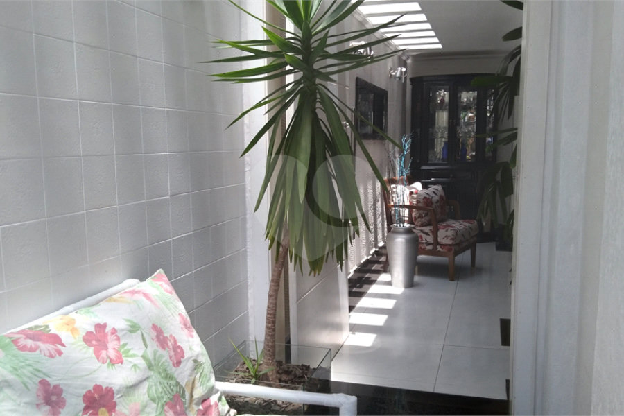 Sobrado à venda com 4 quartos em Tremembé, São Paulo, SP