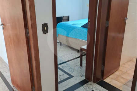 Apartamento à venda com 2 quartos em Despraiado, Cuiabá, MT