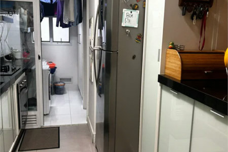 Apartamento à venda com 2 suítes em Parque Reboucas, São Paulo, SP