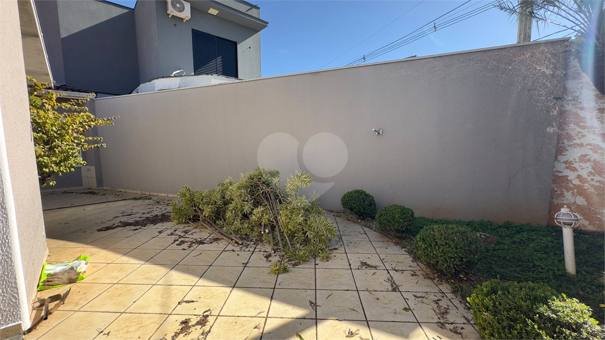 Casa para alugar com 4 quartos, sendo 3 suítes, em Vila Sfeir, Indaiatuba, SP