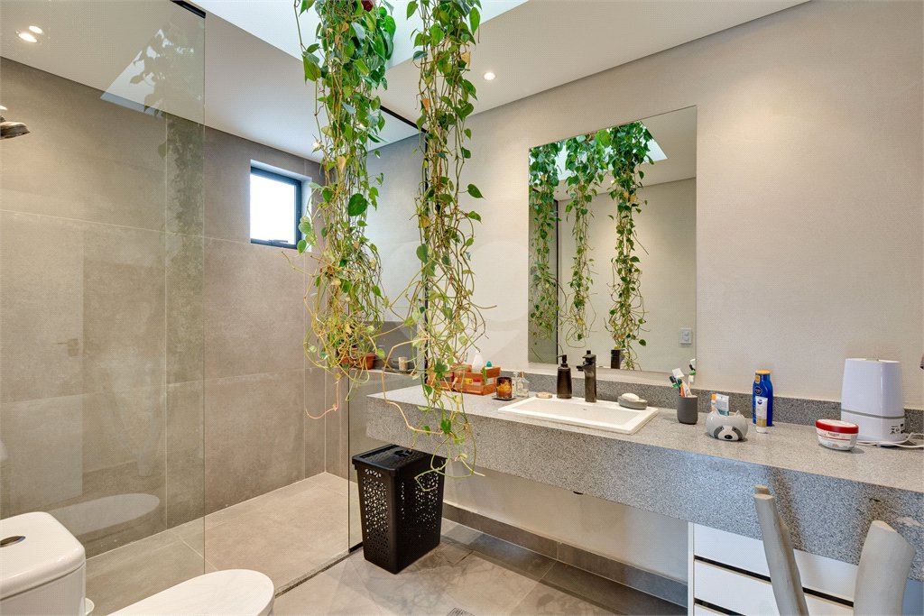 Casa à venda com 3 suítes em Alto da Boa Vista, São Paulo, SP