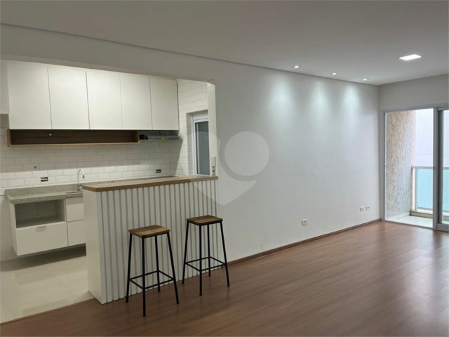 Apartamento à venda com 3 quartos, sendo 1 suíte,  em Tucuruvi, São Paulo, SP
