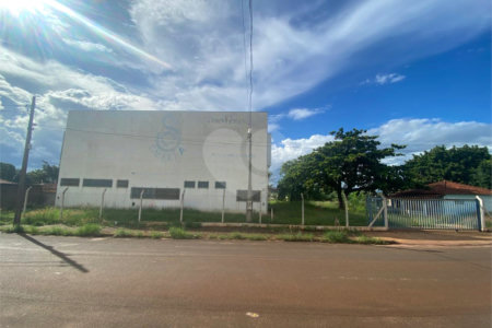 Galpão à venda ou para alugar em Jardim Eliana, Araraquara, SP