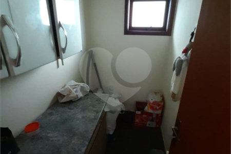 Casa à venda com 3 suítes no condomínio Villaggio Capriccio, Louveira - SP