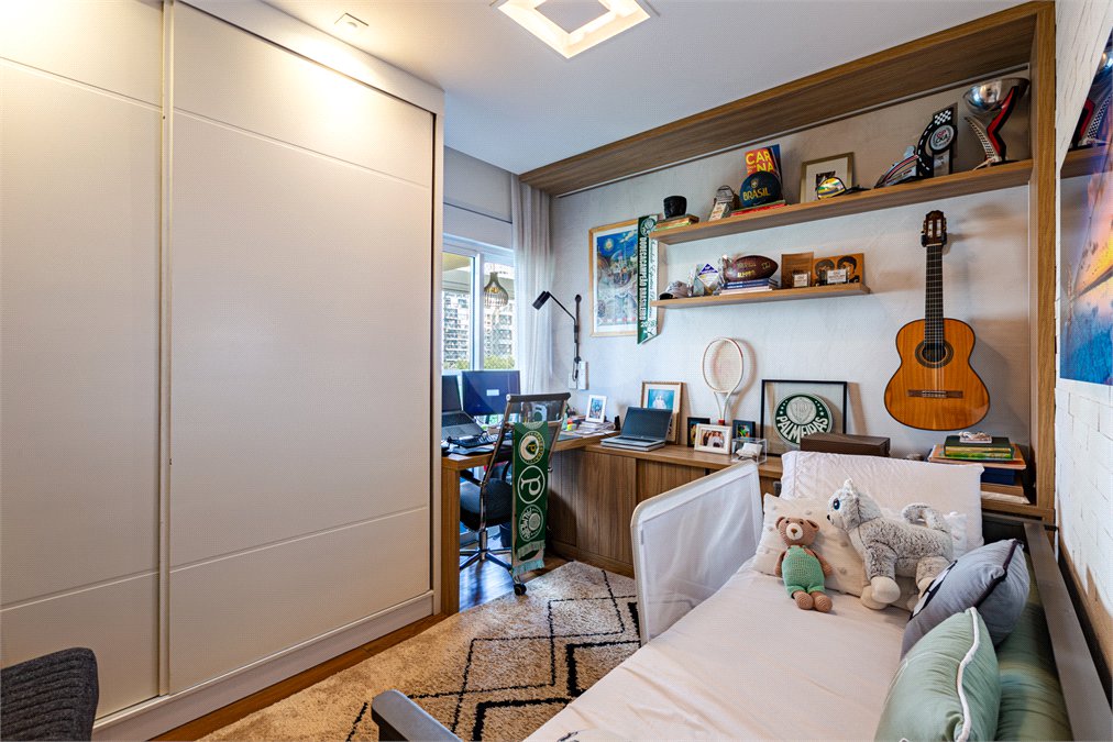 Apartamento à venda com 3 suítes em Jardim Fonte do Morumbi, São Paulo, SP
