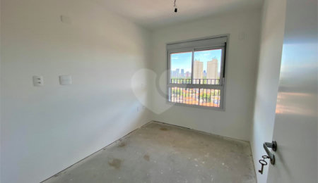 Apartamento à venda com 2 quartos, sendo 1 suíte,  em Santo Amaro, São Paulo, SP