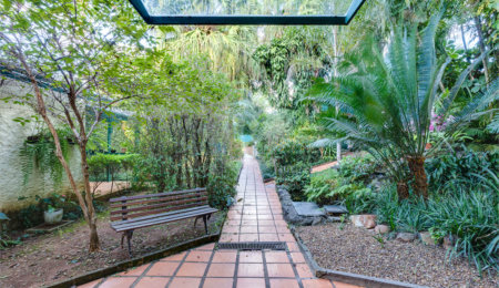 Casa Térrea à venda com 3 suítes em Jardim dos Estados, São Paulo, SP