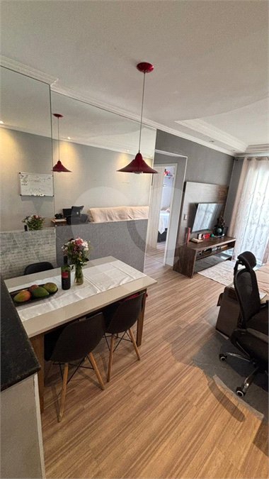 Apartamento à venda com 2 quartos, sendo 1 suíte, em Jardim Rosa de Franca, Guarulhos, SP
