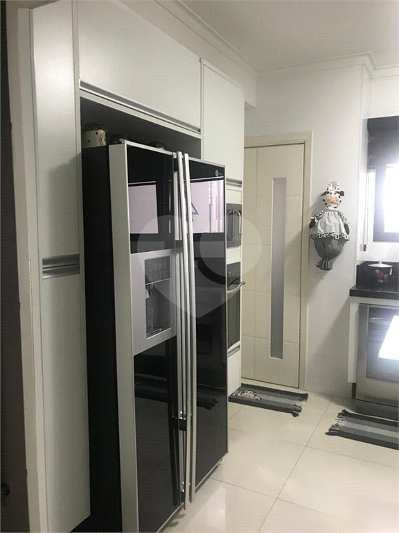 Apartamento à venda com 3 suítes em Vila Regente Feijó, São Paulo, SP