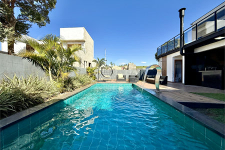 Casa à venda com 3 quartos, sendo 1 suíte,  em Terras de Santa Cristina XIII Setor Marina, Paranapanema, SP