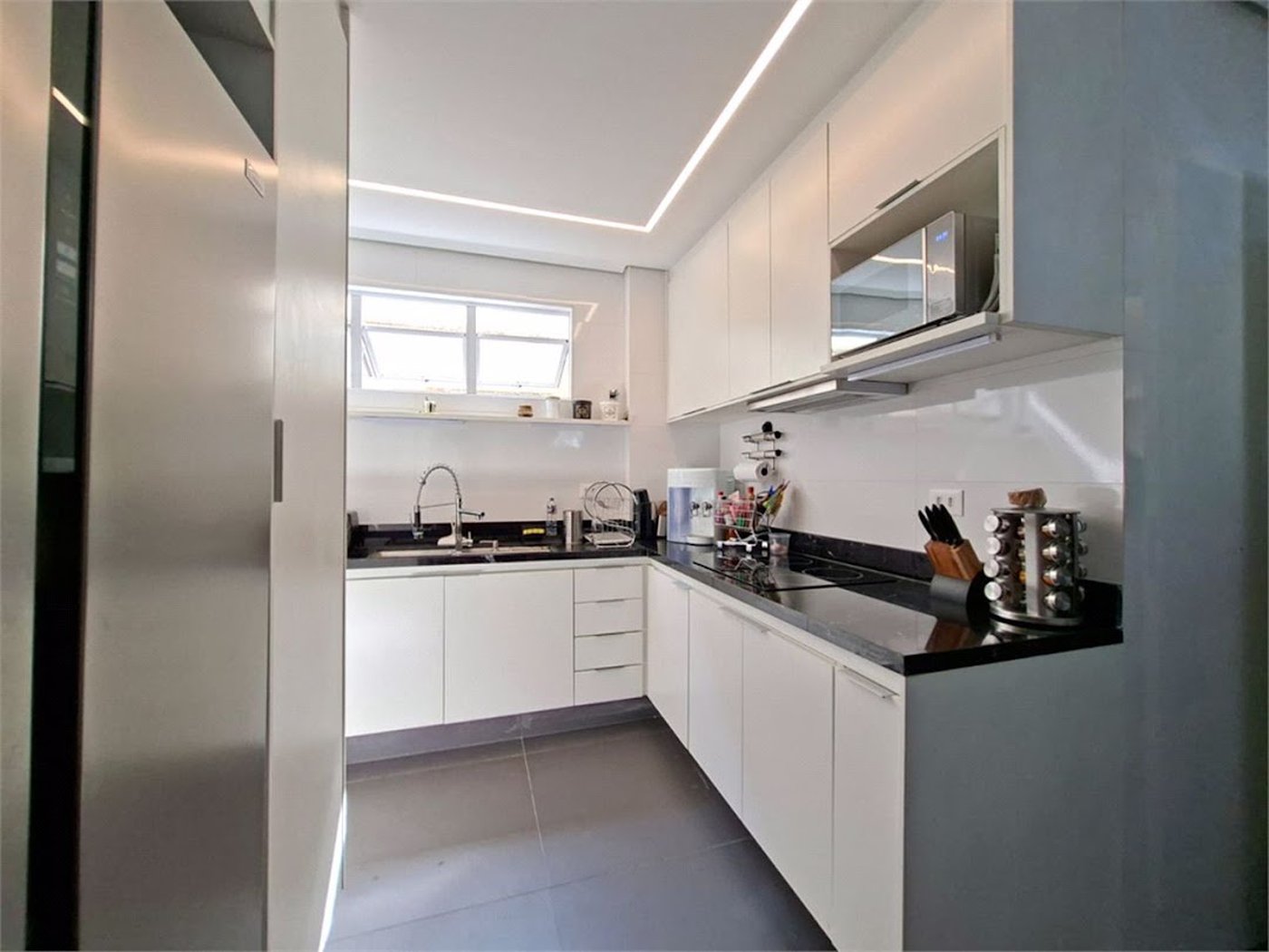 Apartamento Residencial à venda, Boqueirão, Santos - AP1234.