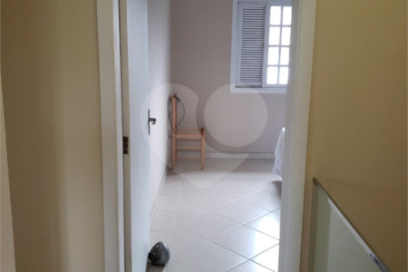 Casa à venda com 6 quartos, sendo 3 suítes, em Alto Ipiranga, Mogi das Cruzes, SP
