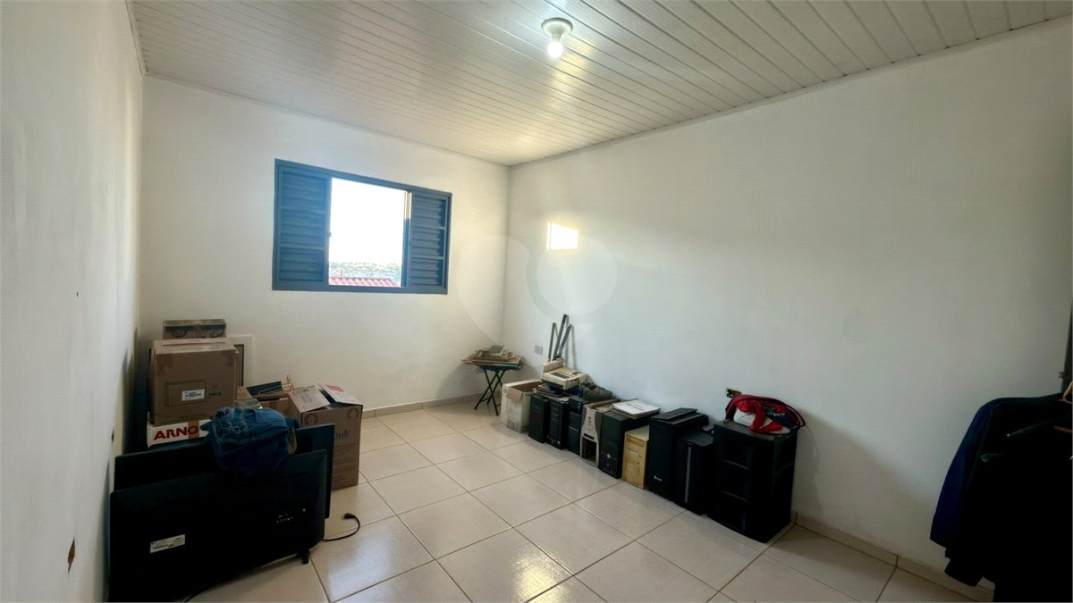 Sobrado à venda com 4 quartos, sendo 1 suíte, em Jardim Wanel Ville V, Sorocaba, SP