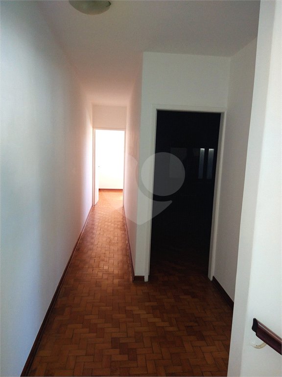 Sobrado à venda com 3 quartos em Chora Menino, São Paulo, SP