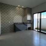 Casa à venda com 4 quartos, sendo 3 suítes, no condomínio Residencial Mont'alcino, Valinhos - SP