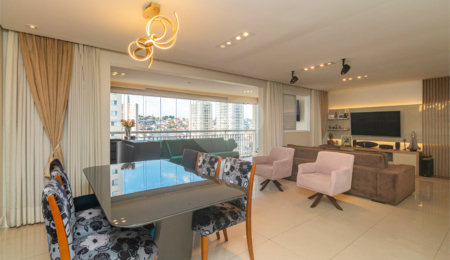 Apartamento à venda com 2 suítes em Chácara Santo Antônio, São Paulo, SP