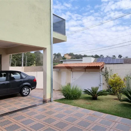 Casa à venda com 3 quartos, sendo 1 suíte, no condomínio Chácaras do Lago, Vinhedo - SP