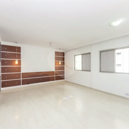 Apartamento à venda com 3 quartos, sendo 1 suíte, em Brooklin, São Paulo, SP