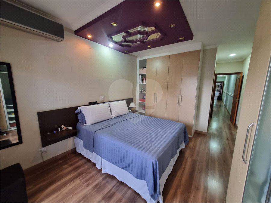 Sobrado à venda com 4 quartos, sendo 2 suítes, em Vila Barreto, São Paulo, SP