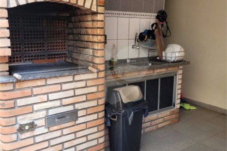 Casa à venda com 4 quartos, sendo 1 suíte, em Vila Leão, Sorocaba, SP