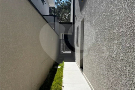 Casa à venda com 4 suítes no condomínio Bella Cittá Villagio I, Mogi das Cruzes - SP